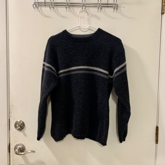 Structure Urban Wear Mens Charcoal Gray 100% Lambswool Knit Sweater Actual Sz M - Picture 3 of 8